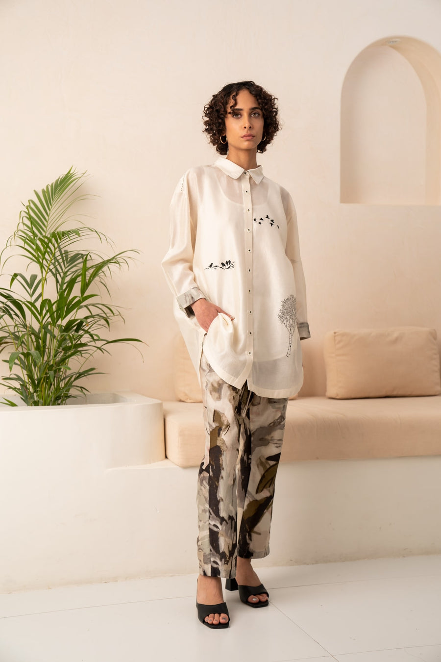 PRINTED CHANDERI PANTS