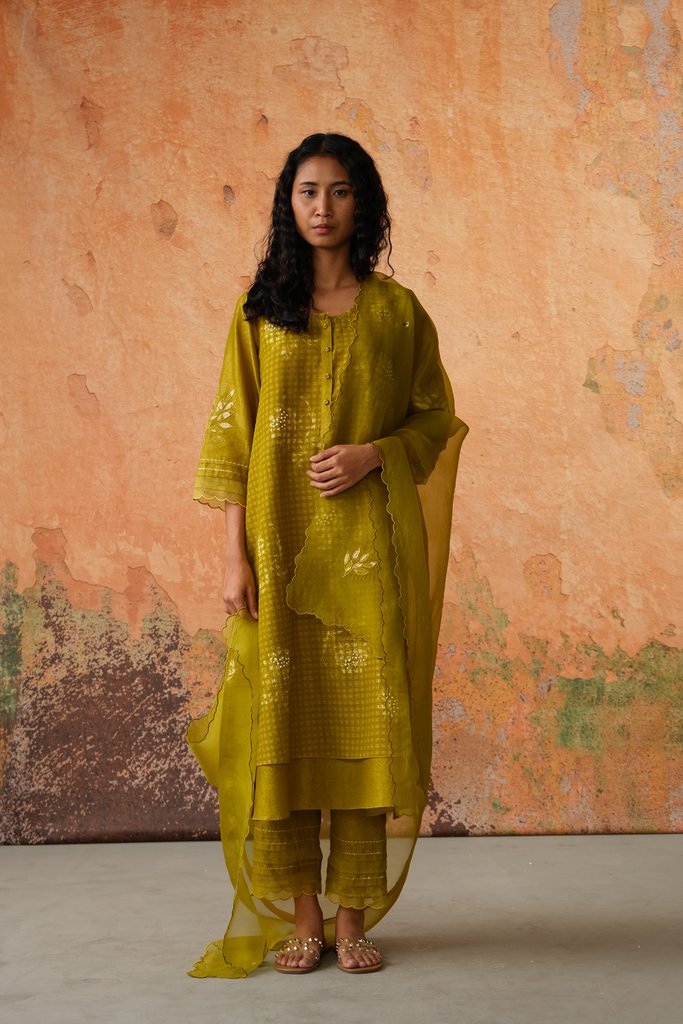 Nami Leaf Green Tunic, Pant & Dupatta Set