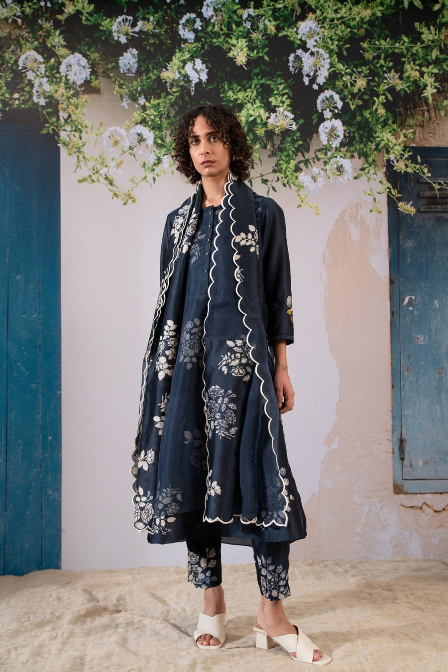 Discharge Print Indigo Kurta Set With Organza Dupatta