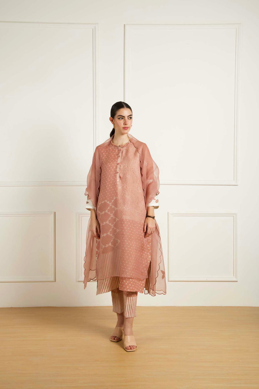 Almond Discharge Print Doulbe Layer Tunic In Linen With Printed Pants In Linen