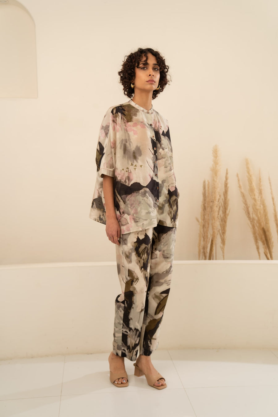 SCATTERED PETALS PRINT CO-ORD SET